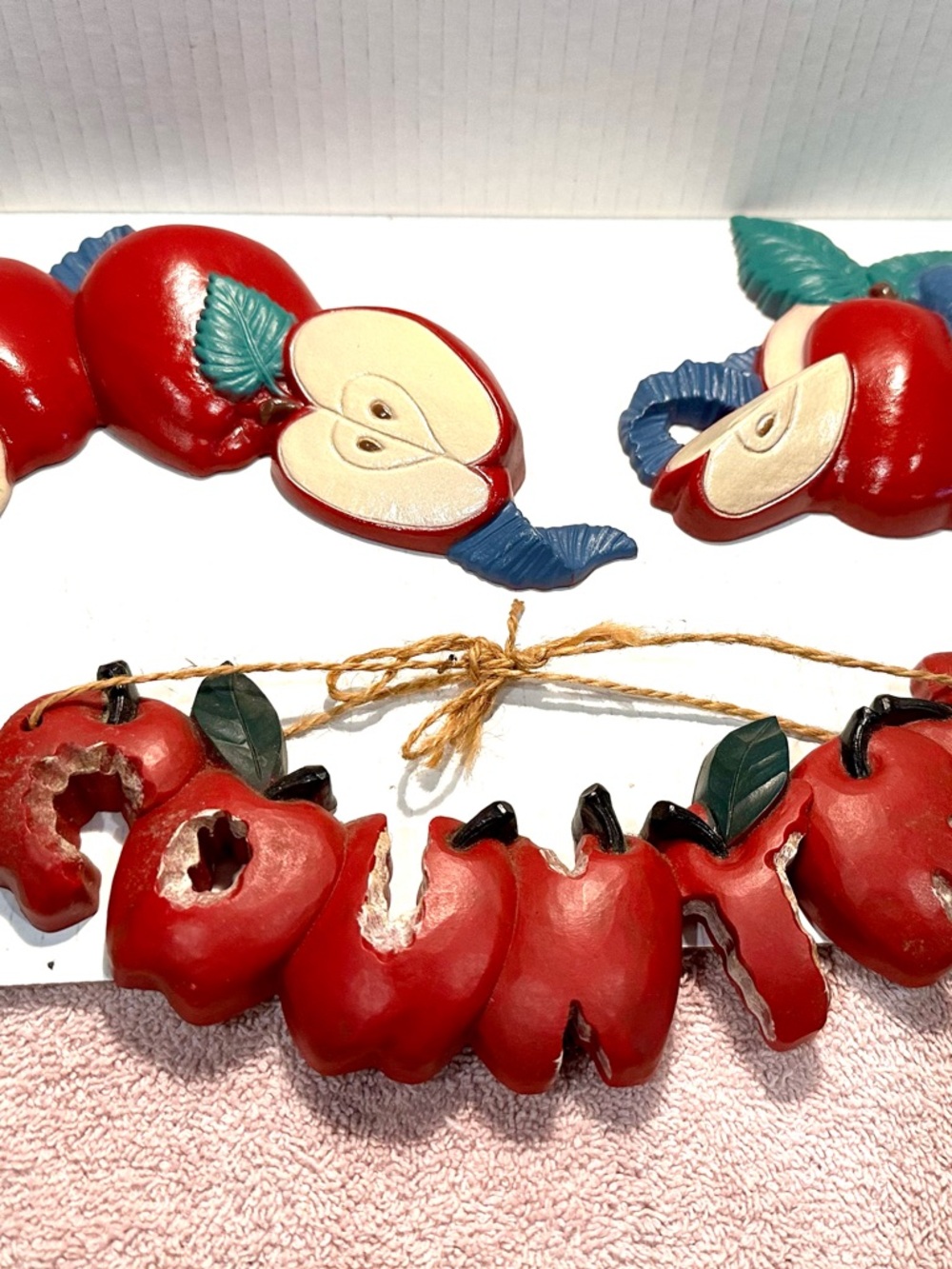 Homco Vintage home interiors Apple wall plaques set of 3